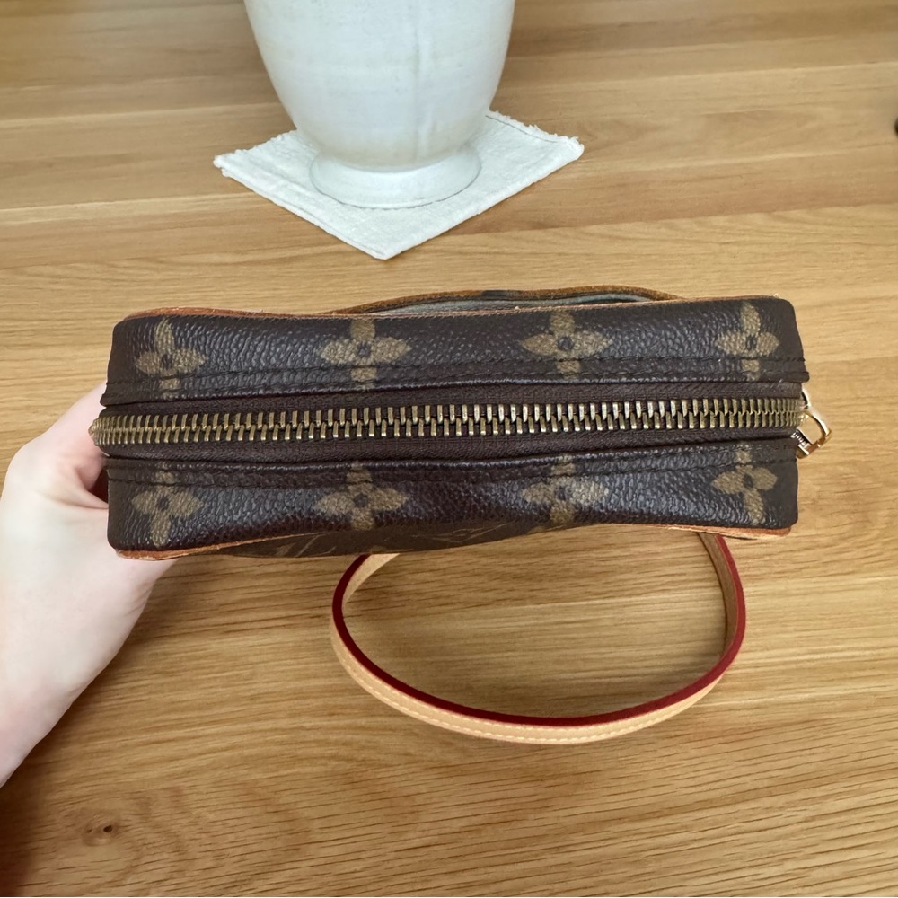 âś…AUTHENTICâś…LOUIS VUITTON DANUBE BAG - Picture 7 of 13